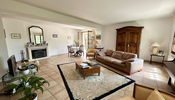 Villa / Maison 6 pièces  à vendre Aubagne 13400