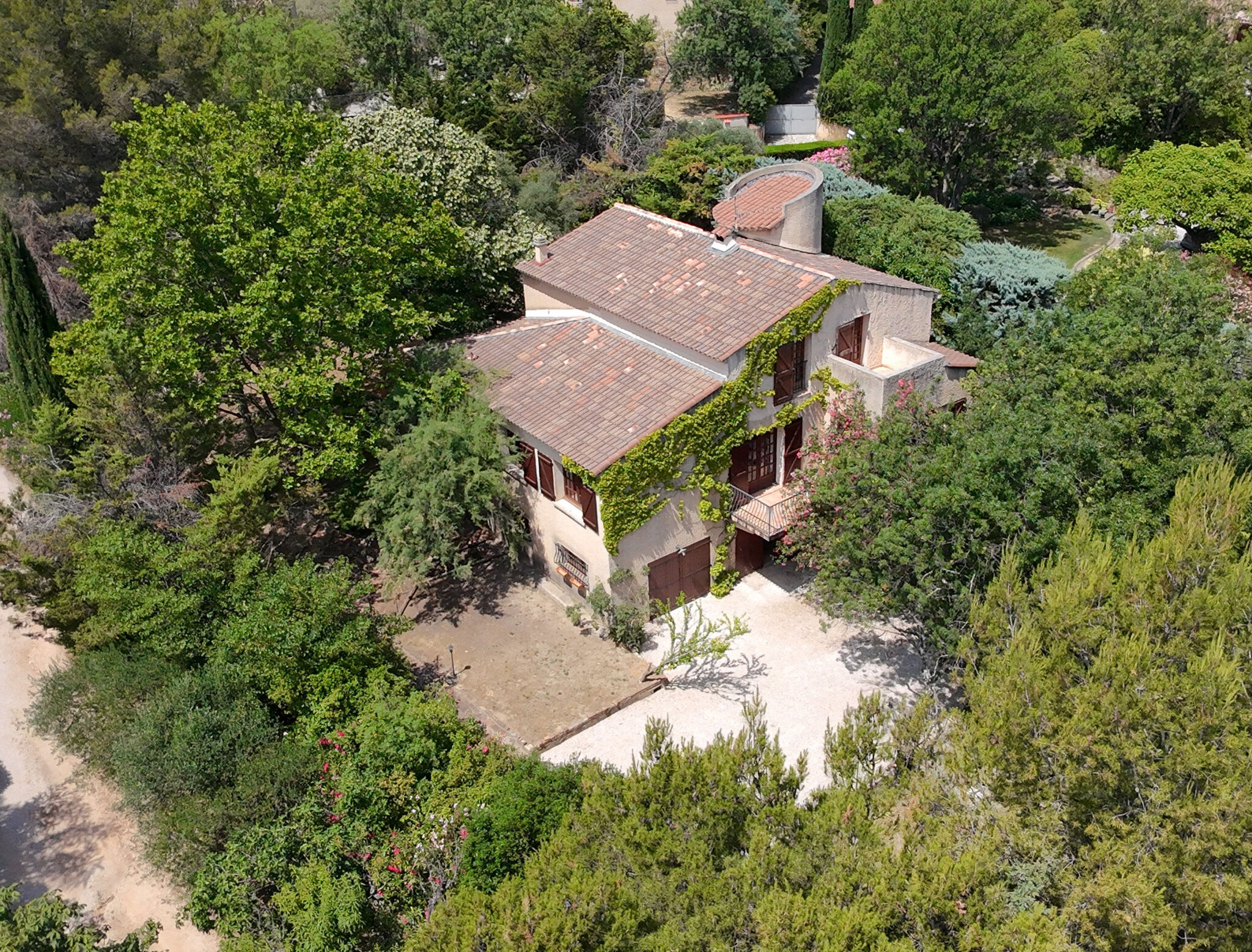 Villa / Maison  T6 à vendre Aubagne 13400