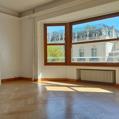 Appartement 4 pièces 2150 €