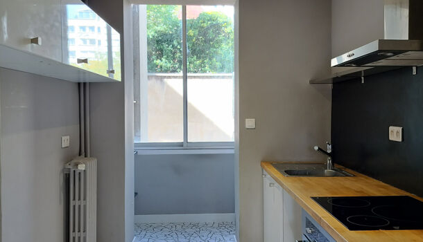 Appartement 4 pièces  à louer Marseille 8eme 13008