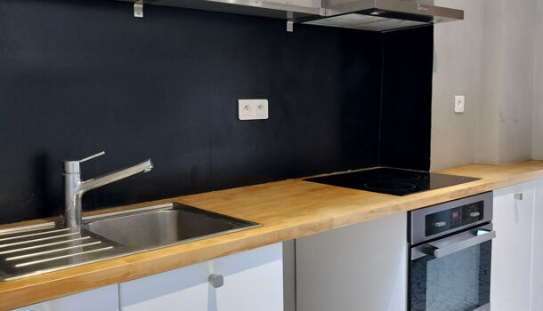 Appartement 4 pièces  à louer Marseille 8eme 13008