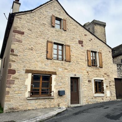 Maison 7 pièces 759 €