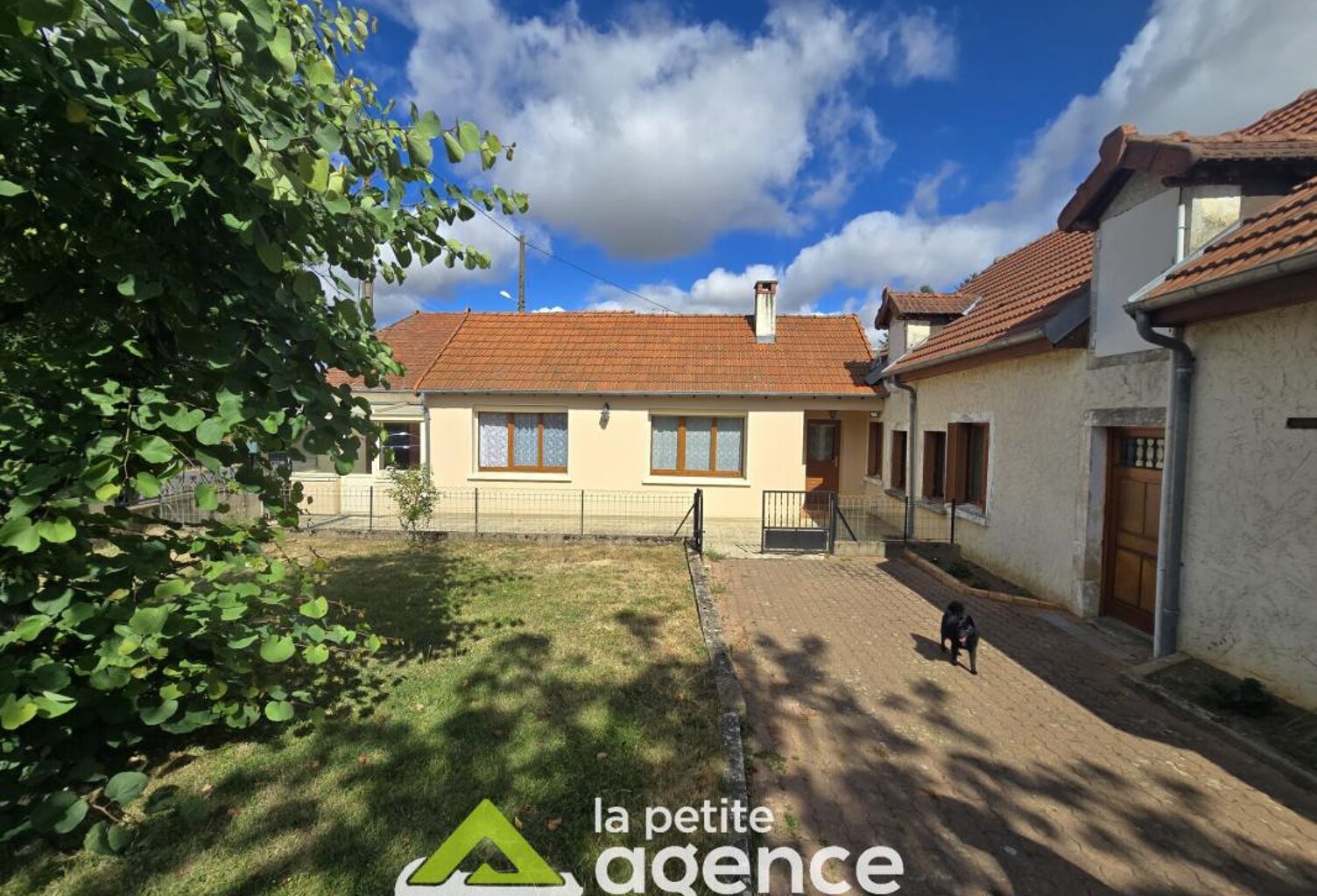 CHALIVOY-MILON: Maison T4 avec garage sur un terrain de 4823 — photo 1
