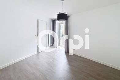 Appartement 3 pièces 494 €