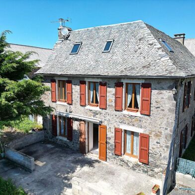 Maison 8 pièces 250000 €