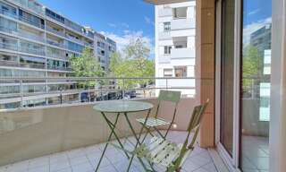 Bureau  42 m² à louer à Cannes (06400)