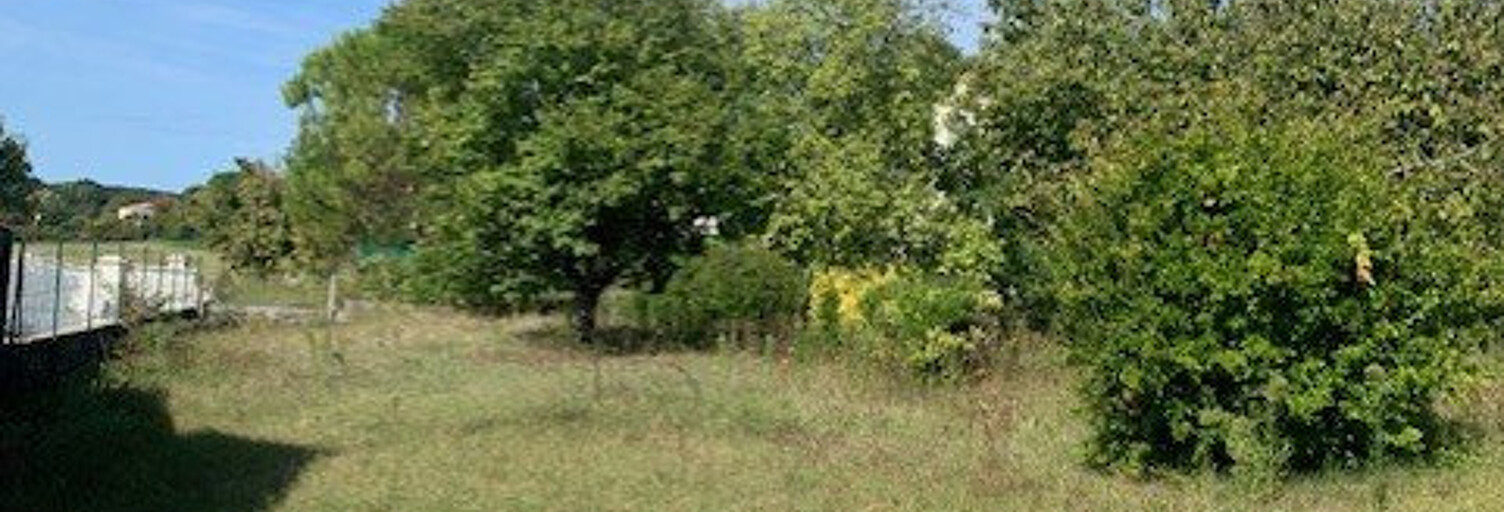 Terrain  645 m² à vendre à Saintes (17100)