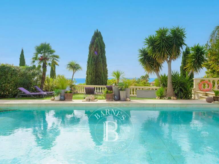VENTE  - CEYRESTE - PROPRIETE - TENNIS - PISCINE — photo 1