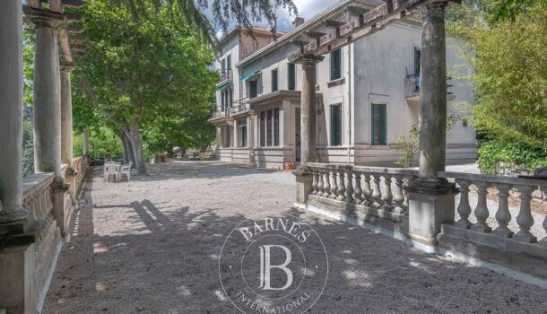 Villa / Maison 8 pièces  à vendre Marseille 12eme 13012