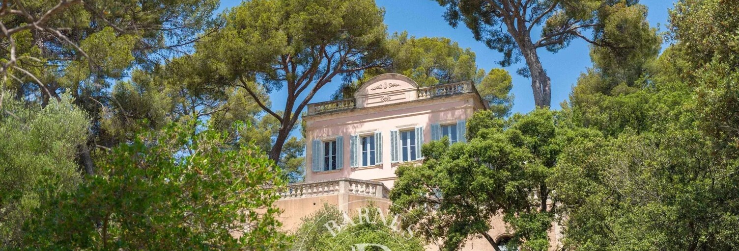 Maison 7 Pièces 200 m² à vendre à Cassis (13260)