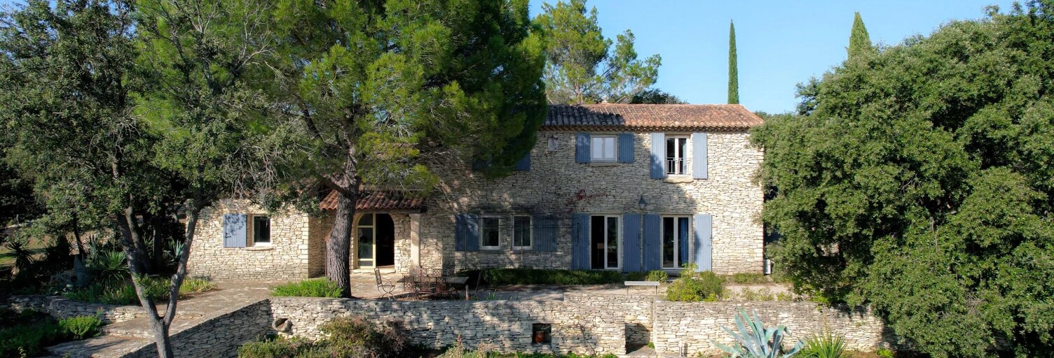 Maison 16 Pièces 414 m² à vendre à Uzès (30700)