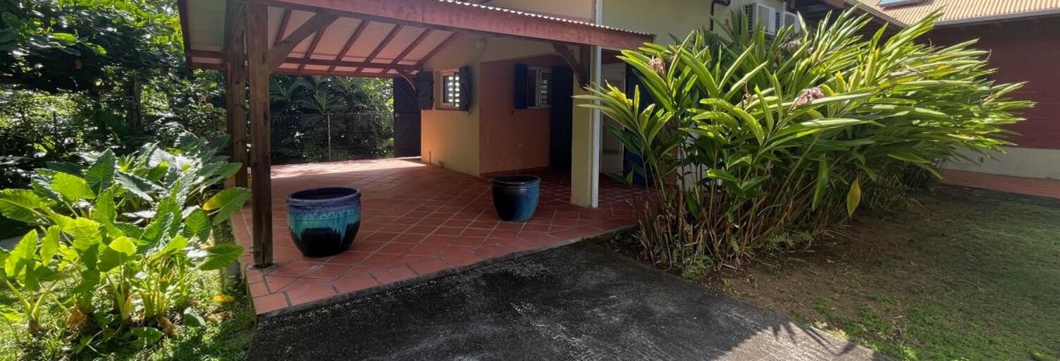 Maison 3 Pièces 81 m² à louer à Sainte-Marie (97230)