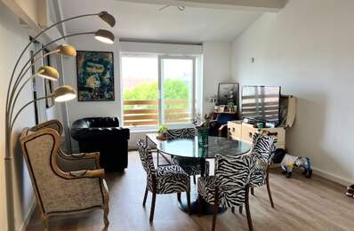 Appartement À Vendre — photo du bien