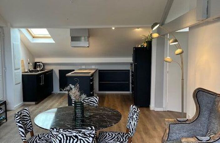 Appartement À Vendre — photo 2