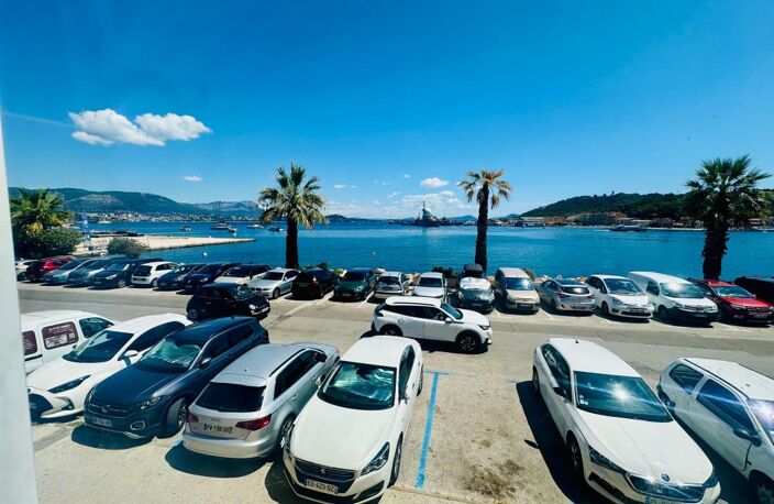 Appartement À Vendre T2 Duplex Saint Mandrier sur Mer en front de Mer — photo 5
