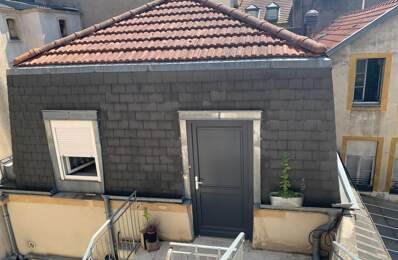 Appartement À Vendre — photo du bien