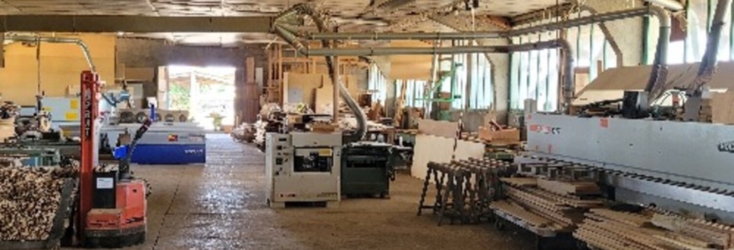 Commerce  1300 m² à vendre à La Côte-Saint-André (38260)