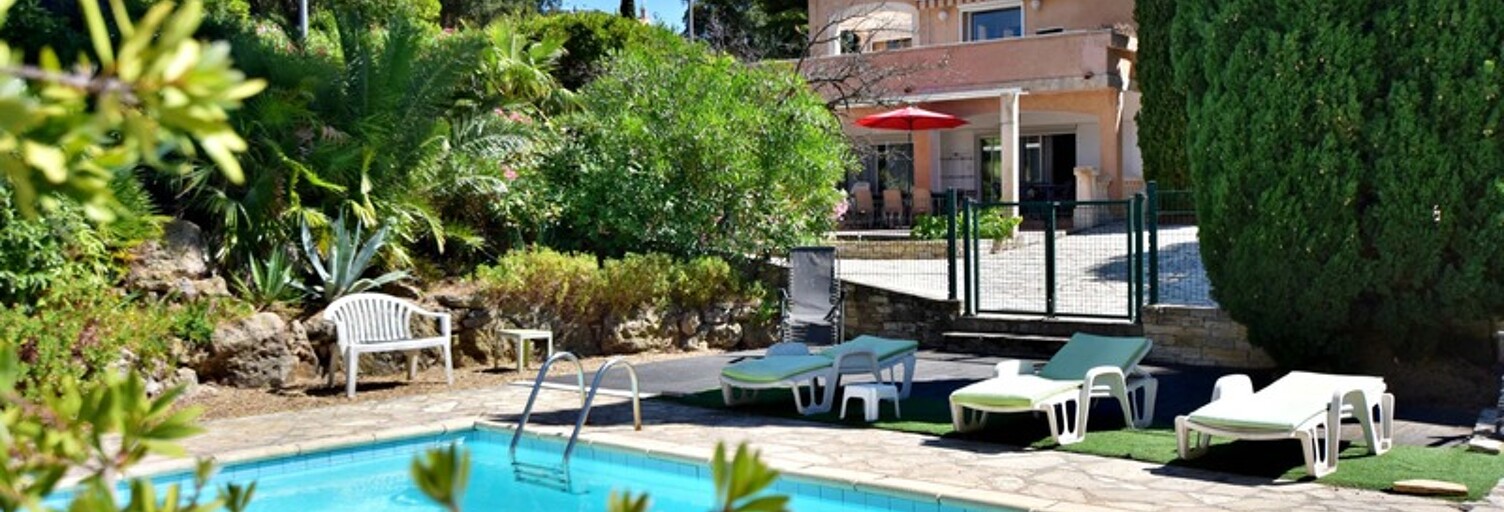 Maison 10 Pièces 205 m² à vendre à Cavalaire-sur-Mer (83240)