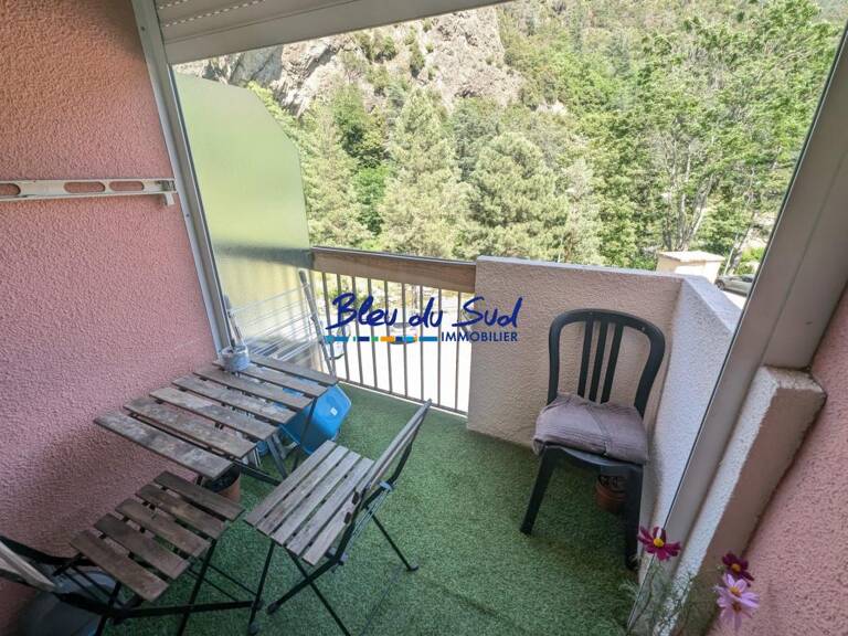 Studio entièrement rénové avec balcon — photo 1