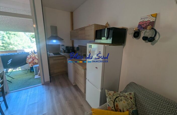Studio entièrement rénové avec balcon — photo 2
