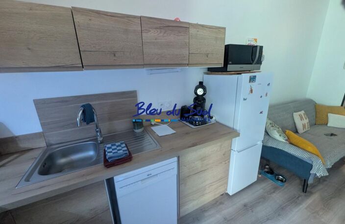 Studio entièrement rénové avec balcon — photo 5