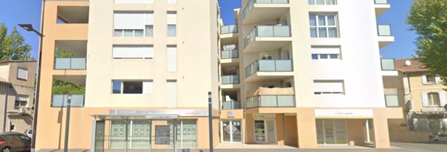 Local industriel 8 Pièces 123 m² à vendre à Le Pontet (84130)