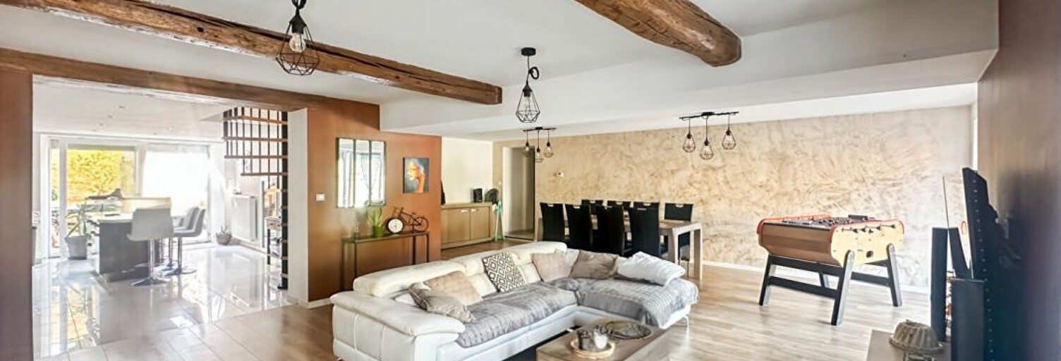 Maison 10 Pièces 250 m² à vendre à Fagnon (08090)