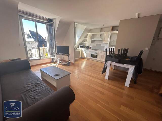 Appartement 4 pièces 86 m² à Saumur — photo du bien