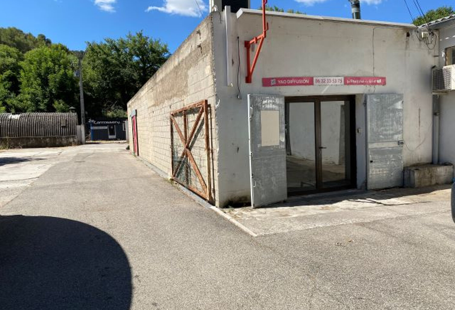 Meyrargues : Location local professionnel — photo 1