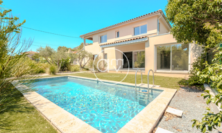 Maison 5 Pièces 142 m² à vendre à Hyères (83400)