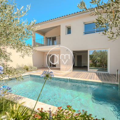 Maison 5 pièces 799000 €