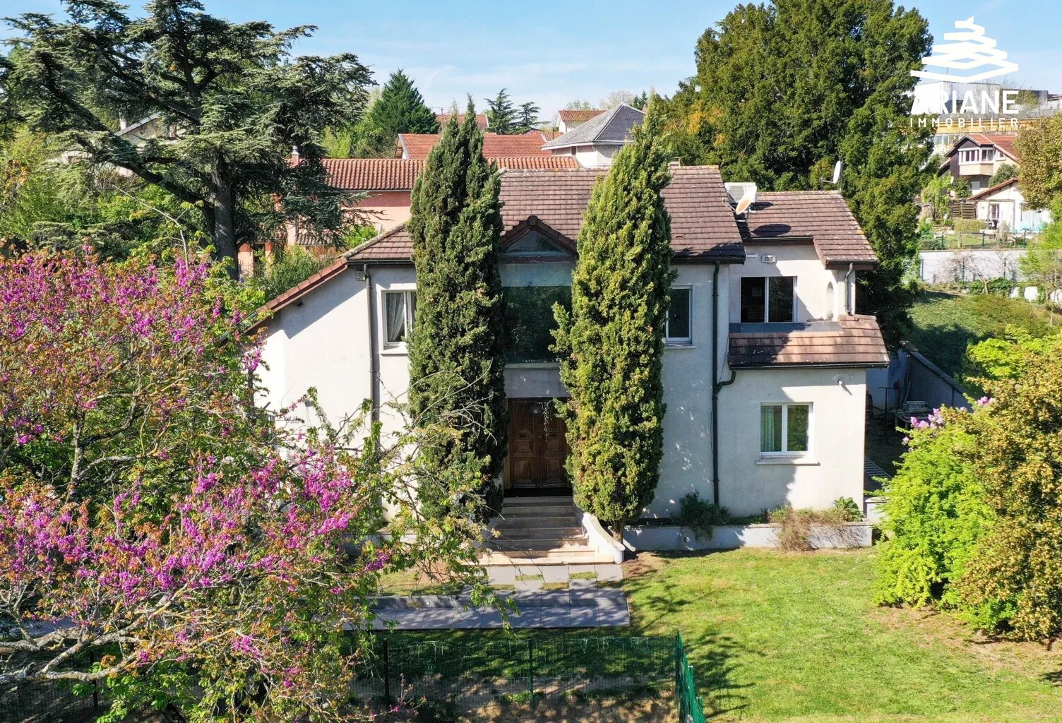 Maison d'architecte 230m² habitables avec piscine — photo 1
