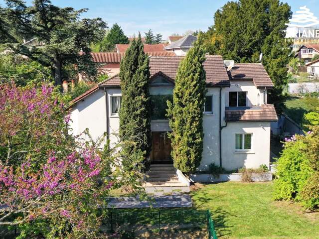 Maison d'architecte 230m² habitables avec piscine — photo du bien