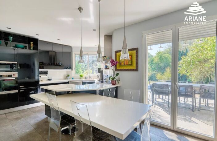 Maison d'architecte 230m² habitables avec piscine — photo 4