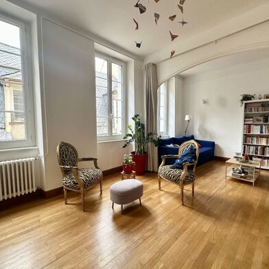 Appartement 4 pièces 265000 €