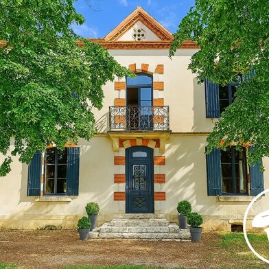 Maison 9 pièces 495000 €