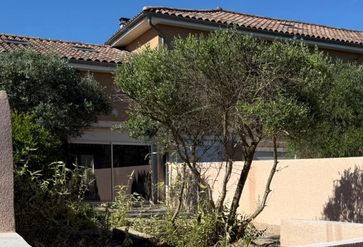 Secteur calme de Roussillon  maison mitoyenne avec terrain c — photo 1