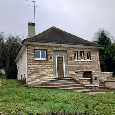 Maison 10 pièces 273000 €