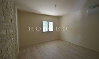 Maison  170 m² à vendre à Roussillon (84220)