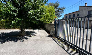 Garage   m² à louer à Saint-Maximin-la-Sainte-Baume (83470)