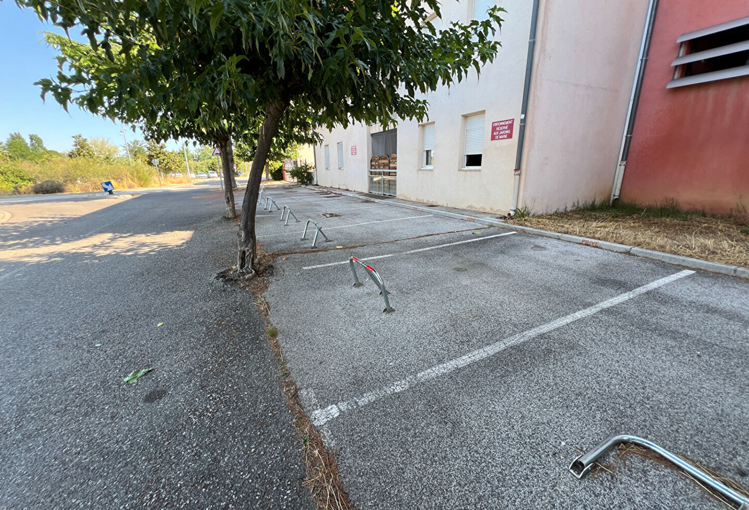 Place de parking sécurisée — photo 1