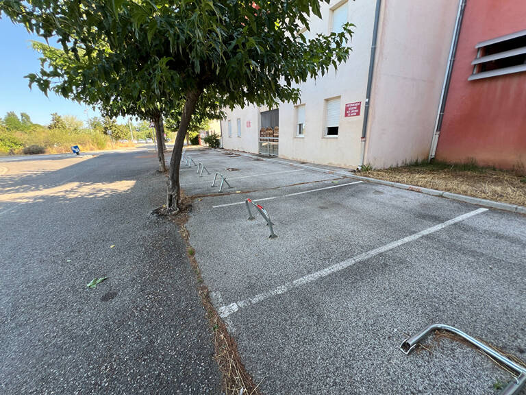 Place de parking sécurisée — photo 1