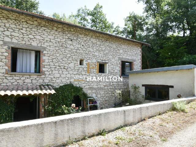 Maison et terrain — photo du bien