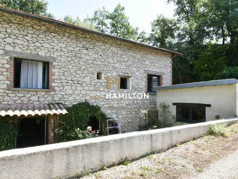 Maison et terrain — photo 1