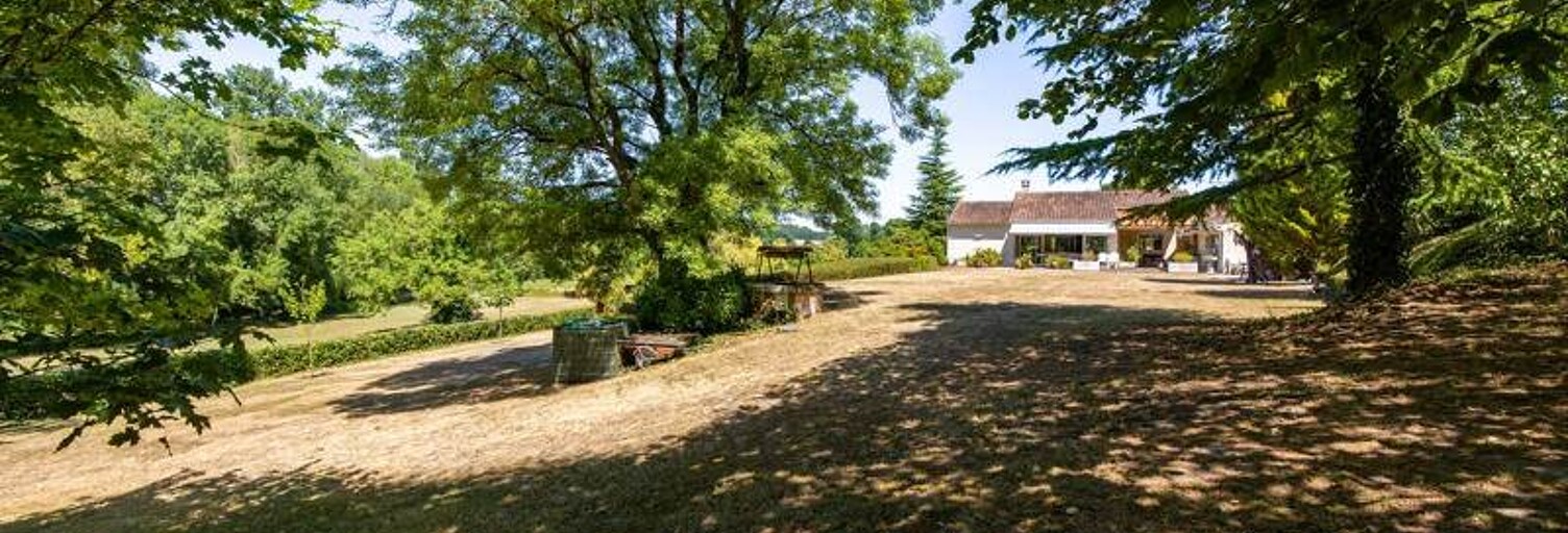 Maison 8 Pièces 162 m² à vendre à Yviers (16210)