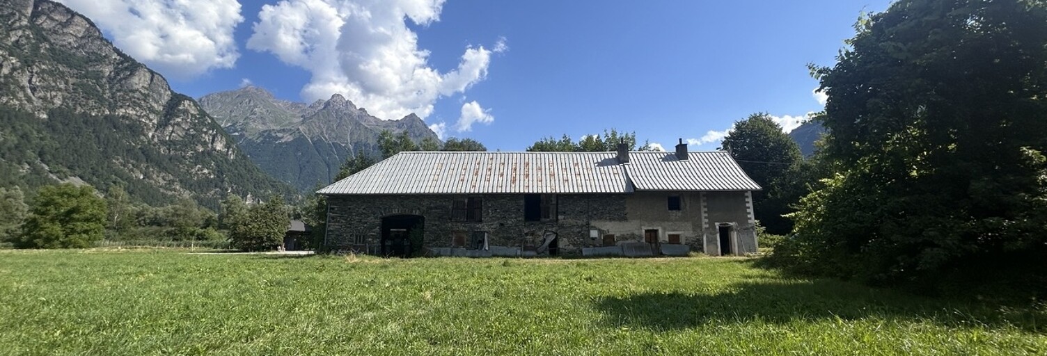 Maison 9 Pièces 300 m² à vendre à Villard-Notre-Dame (38520)