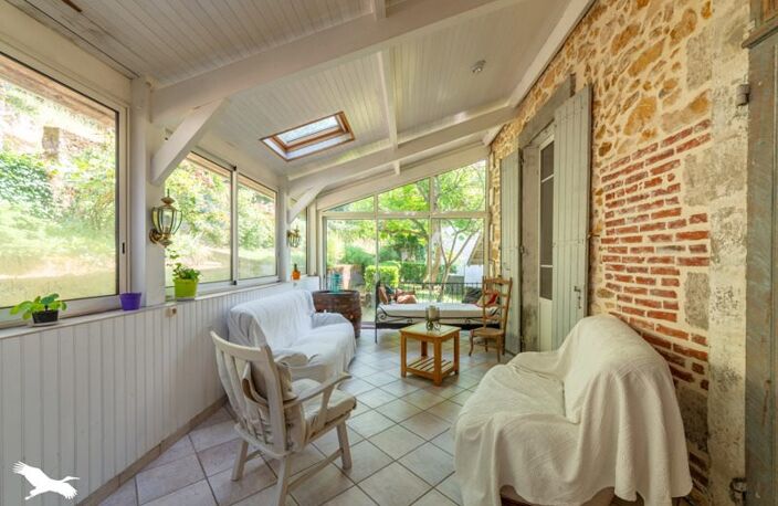 Maison en pierre de 8 pièces principales — photo 2