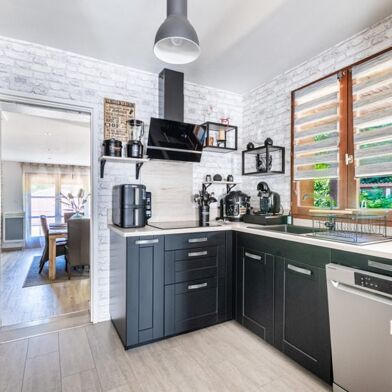 Maison 6 pièces 207716 €