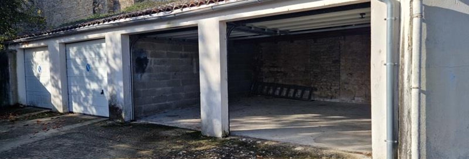 Garage   m² à vendre à Marans (17230)