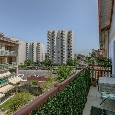 Appartement 5 pièces 607260 €